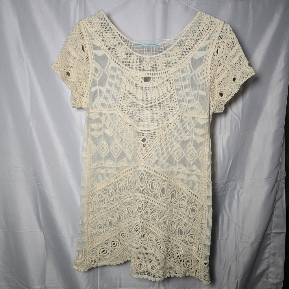 Maurices Cream Lace Mesh Boho Top Short Sleeve Embroidered Sheer Size M